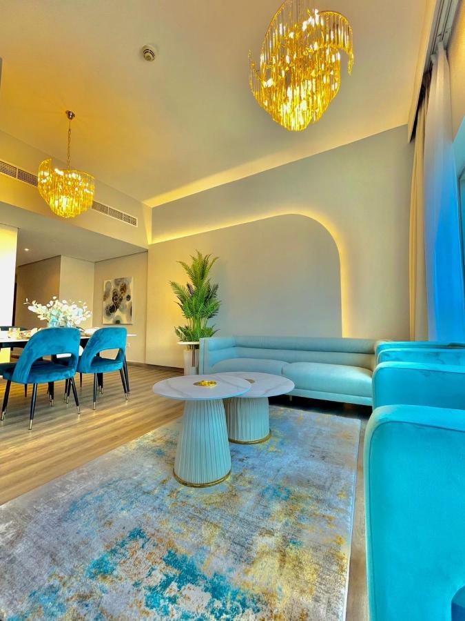 First Class 2Br With Burj Khalifa & Downtown View Dubai Ngoại thất bức ảnh