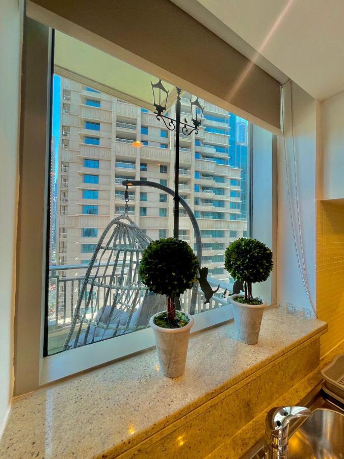First Class 2Br With Burj Khalifa & Downtown View Dubai Ngoại thất bức ảnh