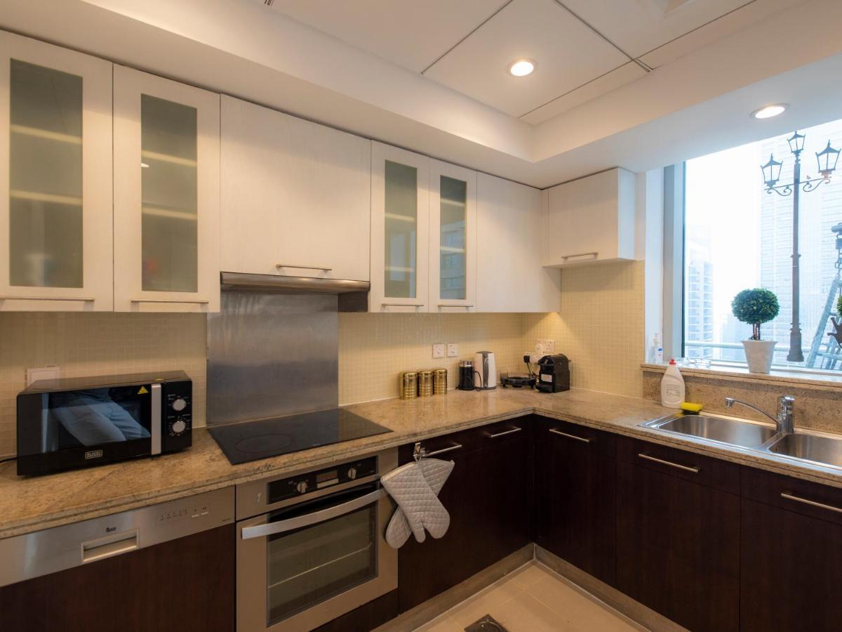 First Class 2Br With Burj Khalifa & Downtown View Dubai Ngoại thất bức ảnh